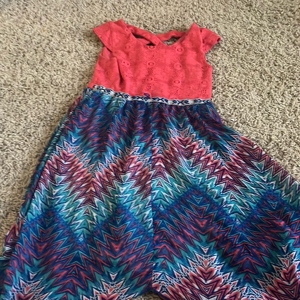 Dress long in the back shorter in the front!